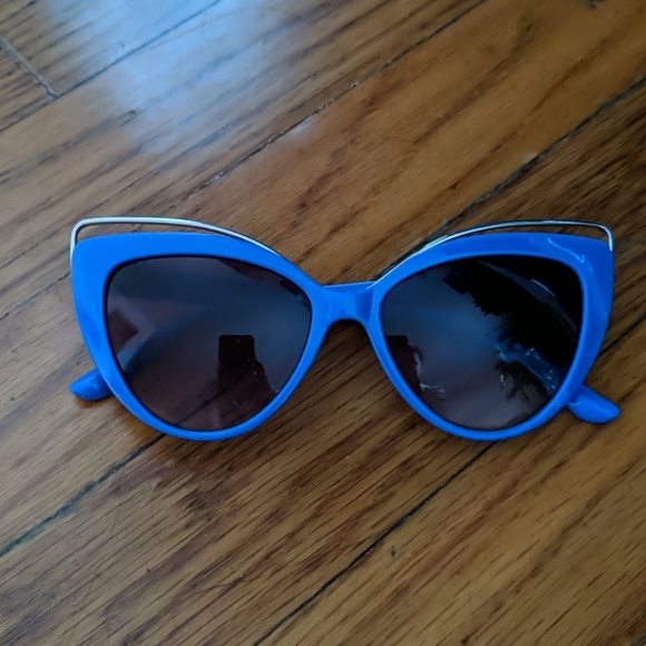 Aj Morgan Accessories - AJ Morgan Blue Cateye Sunglasses